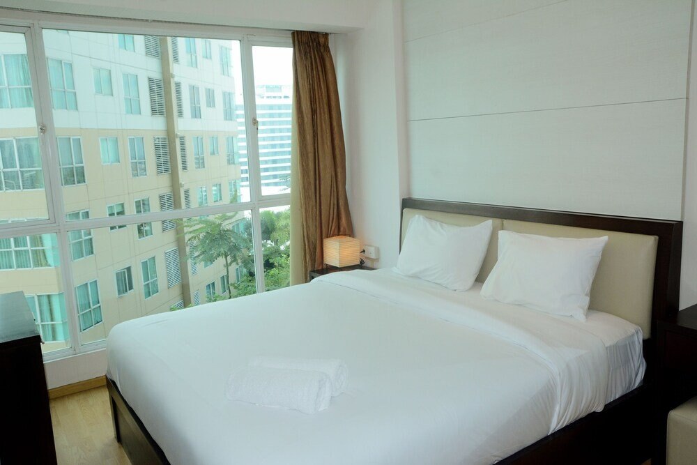 Gandaria Heights Apartment with Mall Access - Tap to explore photos
