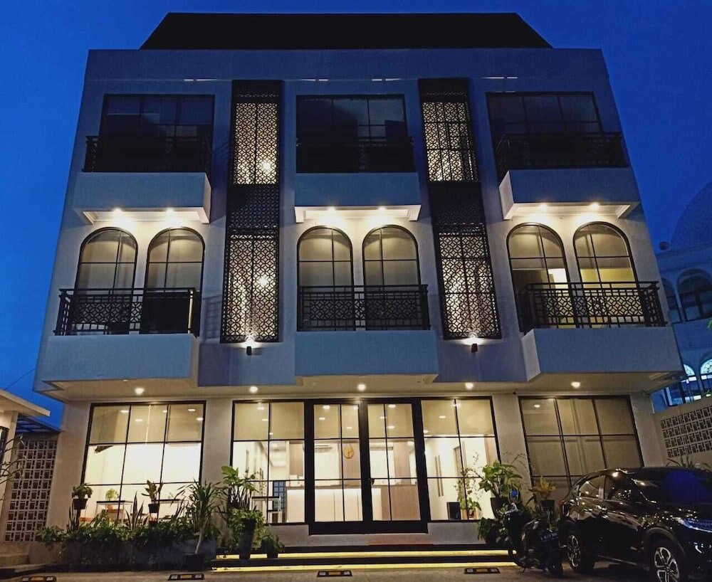 Front One Residence Syariah Mampang - Tap to explore photos