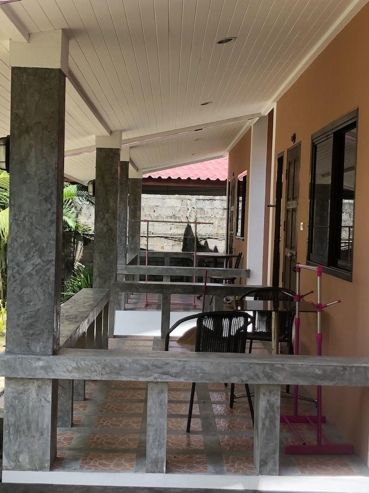 Baan Archa Samui - Tap to explore photos