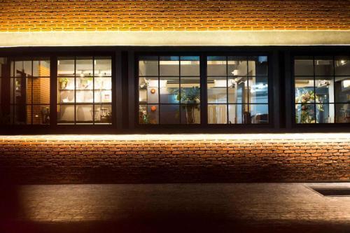 Ratchada Boutique Hotel - Tap to explore photos