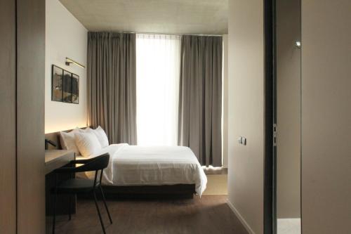 T2 Residence Sathorn - Tap to explore photos