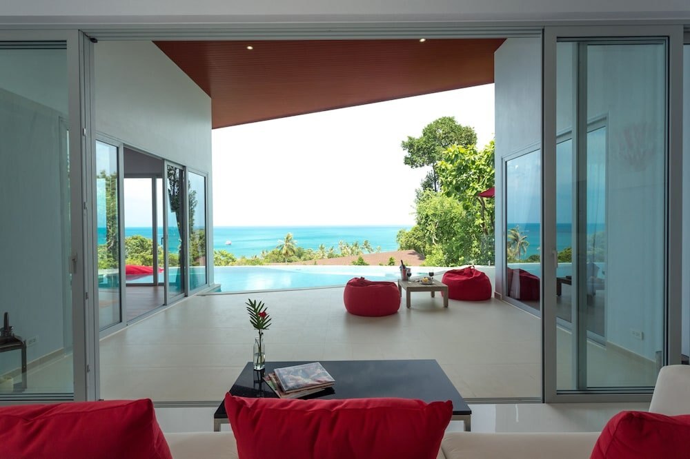 Eranda Pool Spa Villa, Chaweng - Tap to explore photos