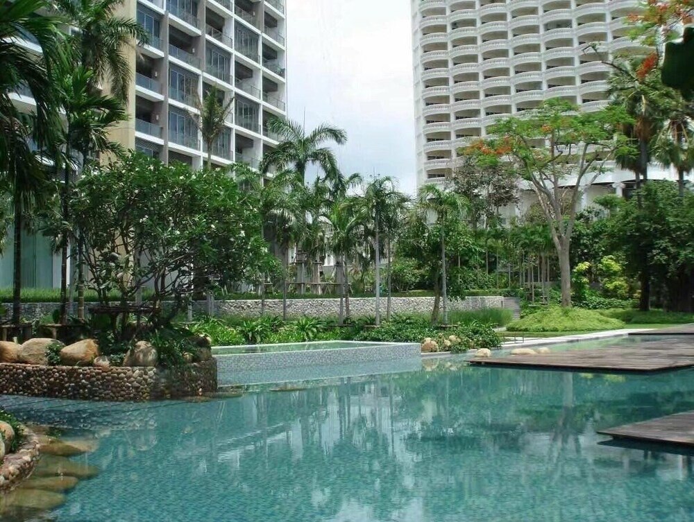 NorthPoint Pattaya with Sea View - Tap to explore photos