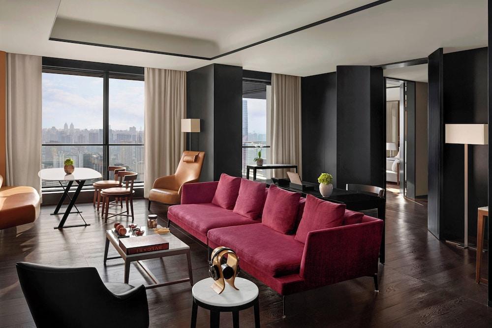 Bulgari Hotel Shanghai Room Type - Deluxe Suite, 1 Bedroom, City View