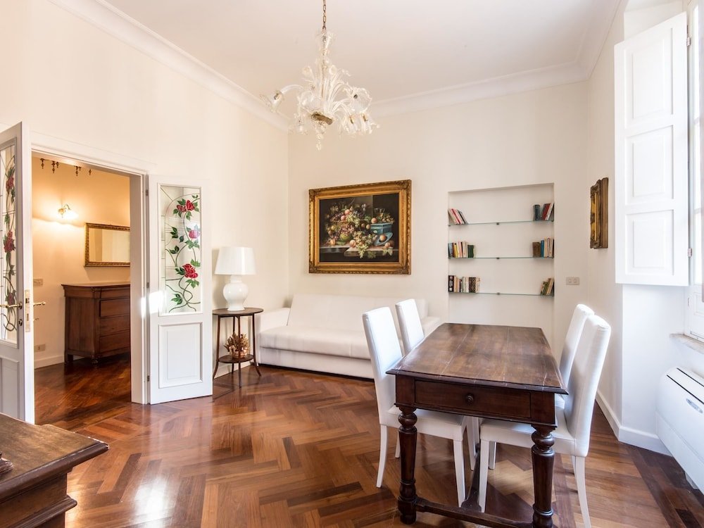 RSH Luxury Vatican Four Bedroom Apartment - Tap to explore photos