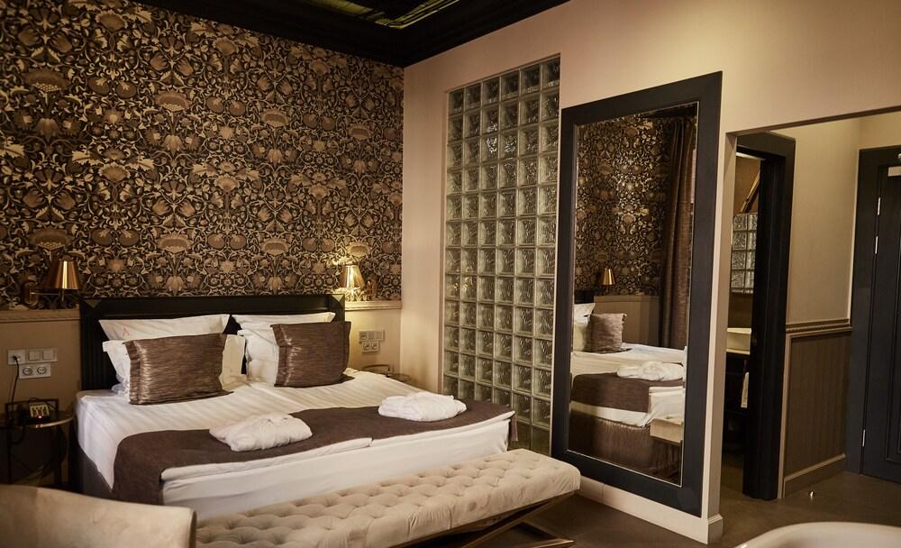 Arbat 6 Boutique Hotel - Tap to explore photos