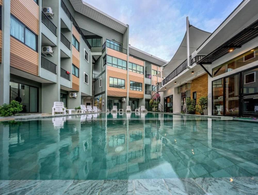 Phuket Airport Place - Tap to explore photos