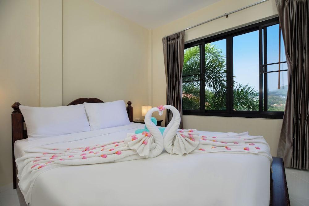 Baan Chom View Kamala Room Type - Deluxe Apartment, Kitchen, Mountain View Baan Chom View Kamala Room Type - Deluxe Apartment, Kitchen, Mountain View