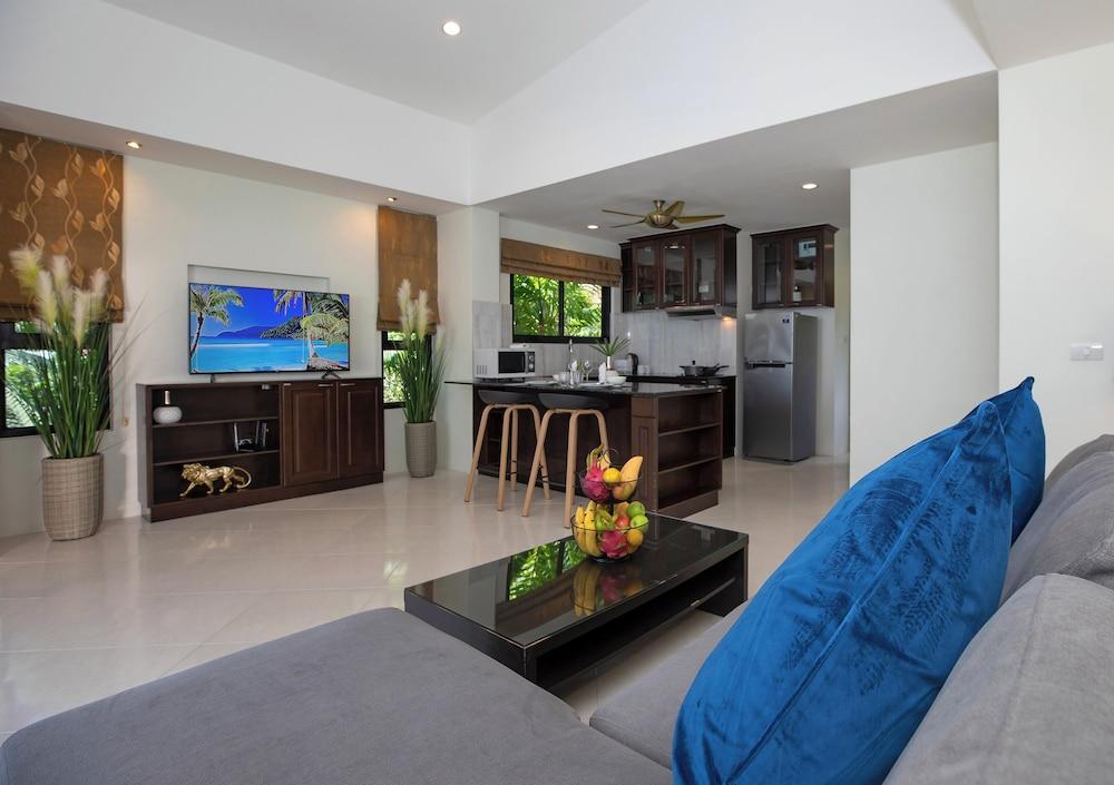 Baan Chom View Kamala Room Type - Family Apartment, 2 Bedrooms, Kitchen, Ground Floor