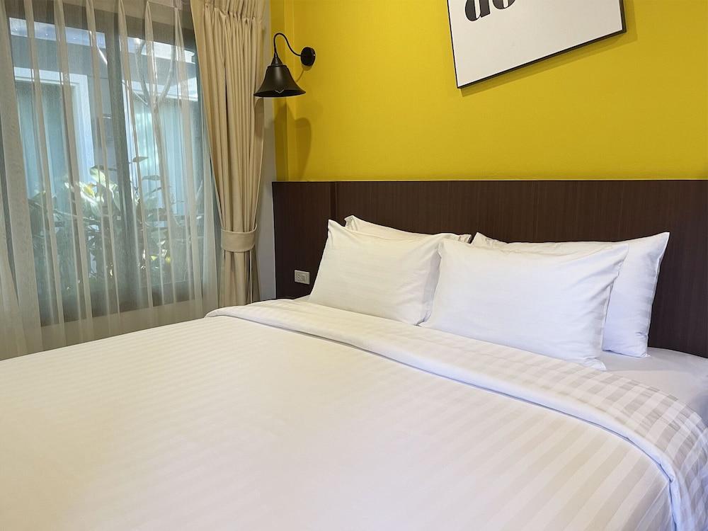 Blue Orchid Beach Krabi Room Type - Superior Room, Garden View (No Balcony) Blue Orchid Beach Krabi Room Type - Superior Room, Garden View (No Balcony)