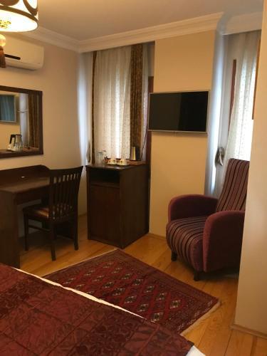 Berce Hotel - Tap to explore photos