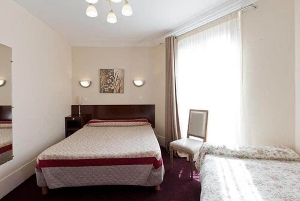 Grand Hôtel de l'Europe Room Type - Triple Room Grand Hôtel de l'Europe Room Type - Triple Room