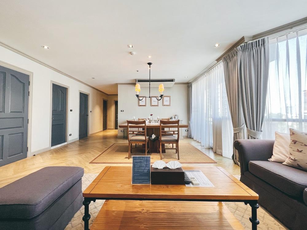THEA Private Suites by TH District Room Type - 2 Bedrooms Executive Suite