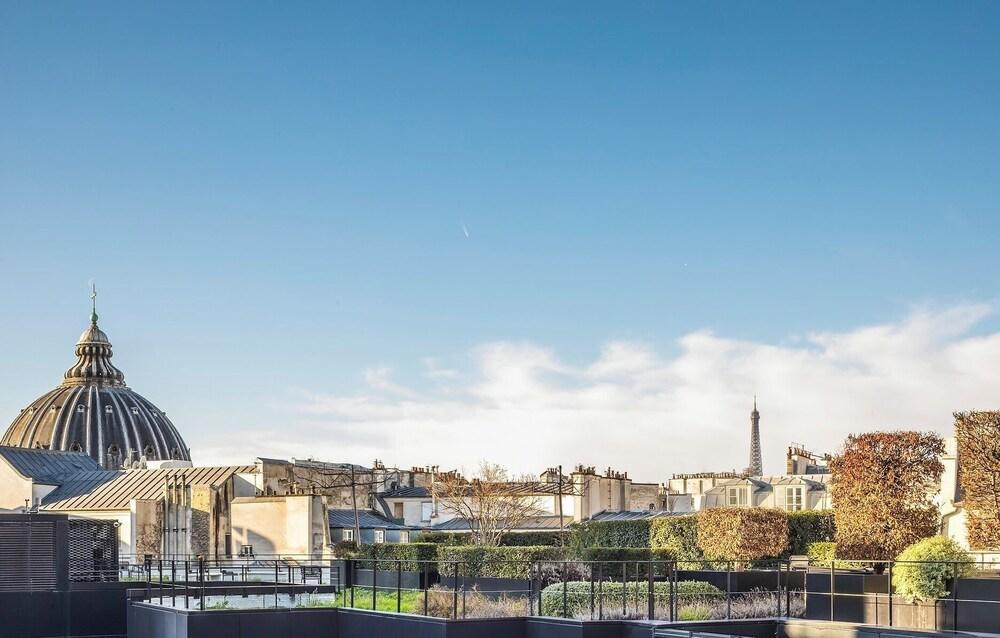 Castille Paris - Starhotels Collezione - Tap to explore photos