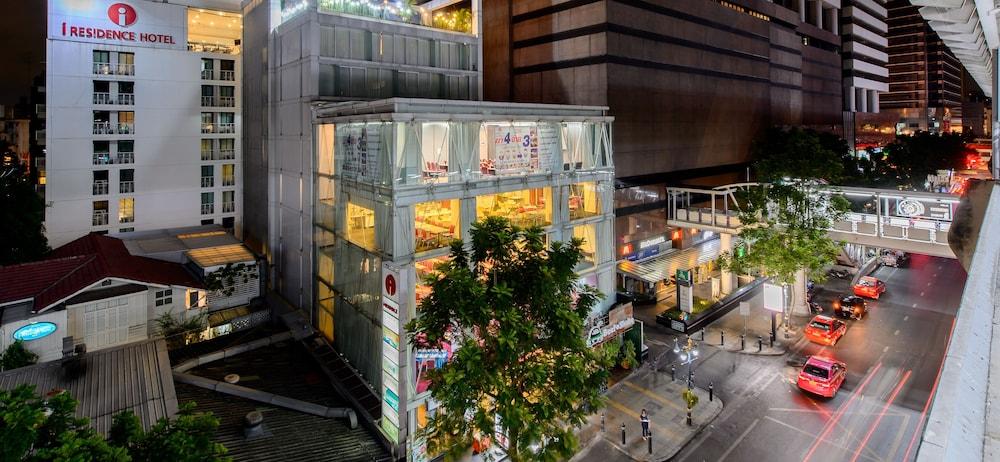 I Residence Hotel Silom - Tap to explore photos