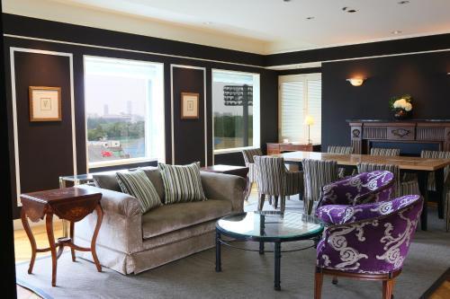 Hotel Allamanda Aoyama Tokyo - Tap to explore photos