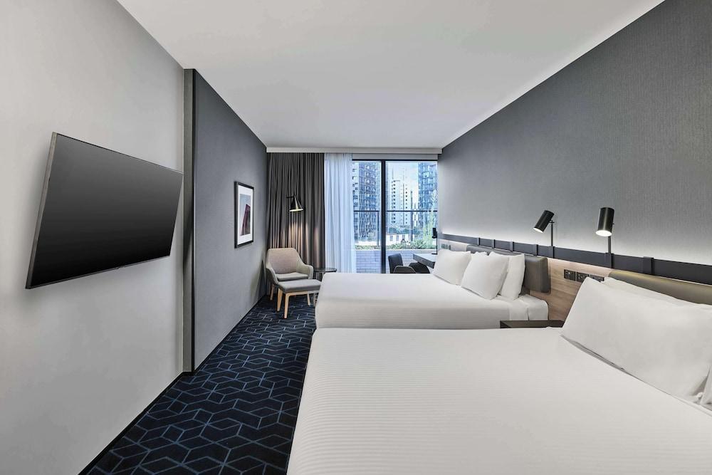 Vibe Hotel Melbourne Docklands Room Type - Room, 2 Queen Beds