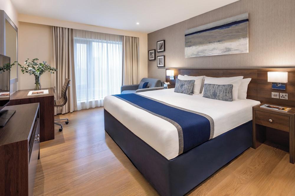 Marlin Waterloo Room Type - Premium Studio, 1 King Bed