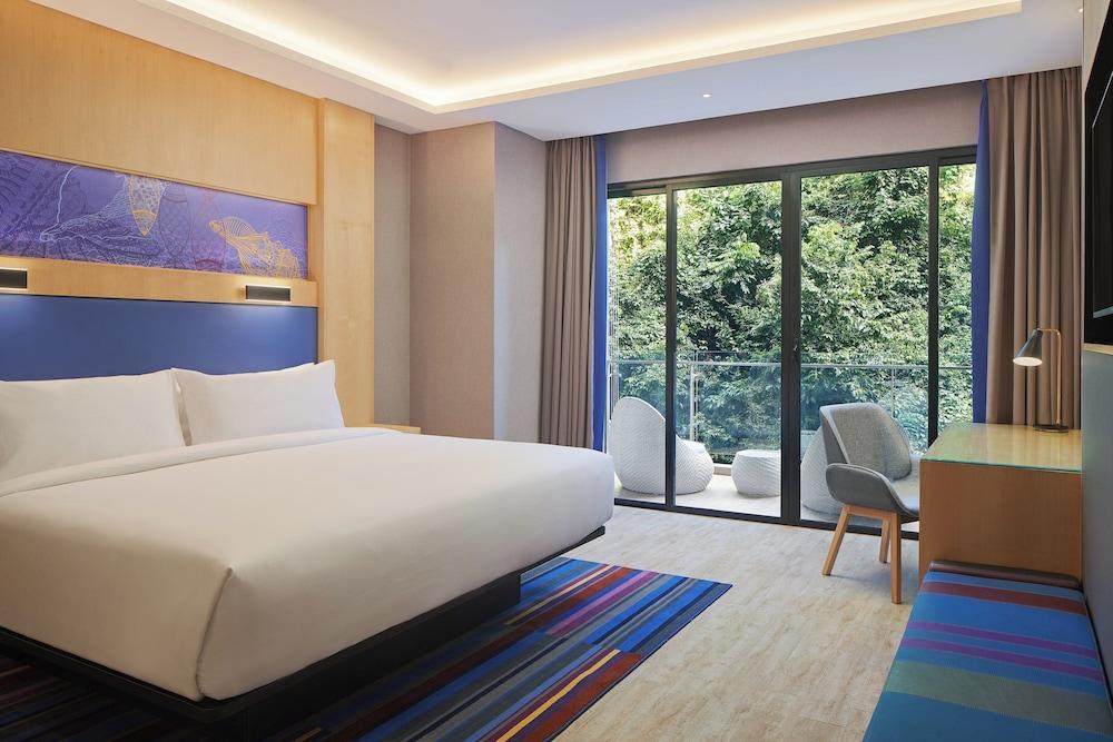 Aloft Langkawi Pantai Tengah by Marriott Room Type - Room, 1 King Bed, Balcony, Rainforest View