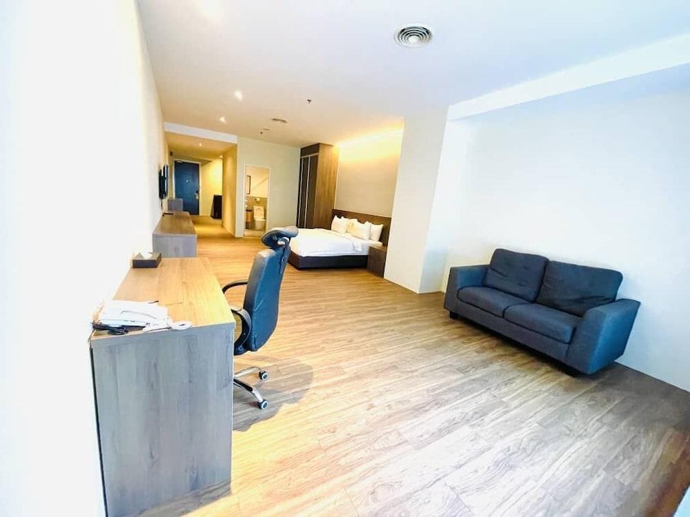 Imperial Regency Suites & Hotel Kuala Lumpur - Tap to explore photos