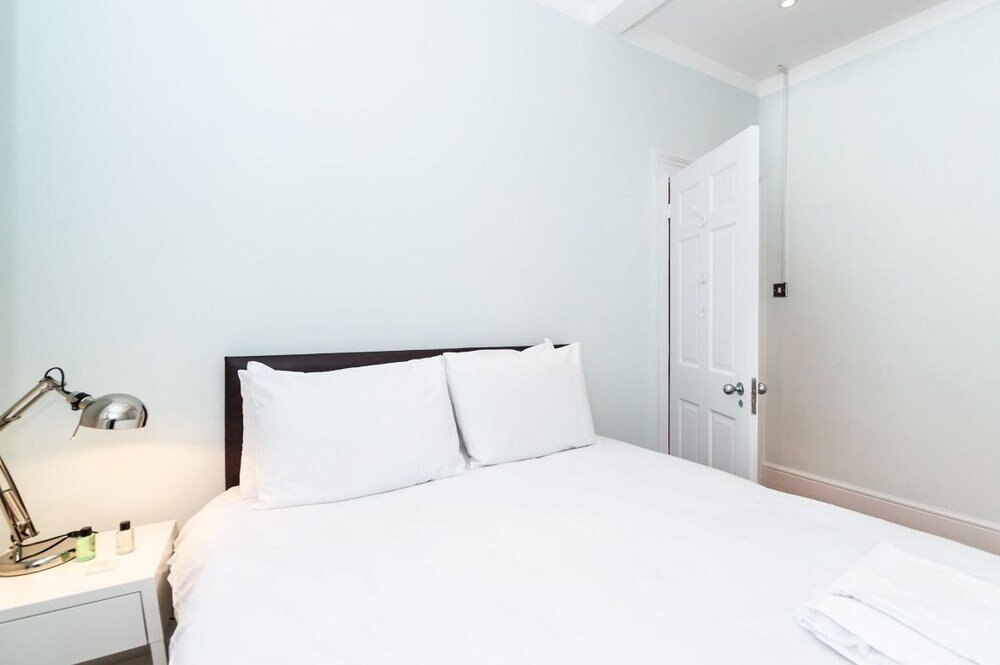 PML Apartments Notting Hill - Tap to explore photos