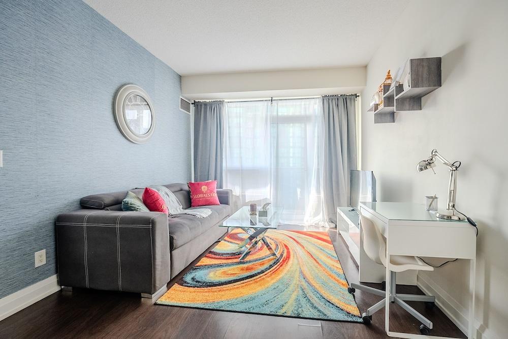 Modern Apartments in North York Room Type - Family Apartment, 2 Bedrooms, Kitchen, City View