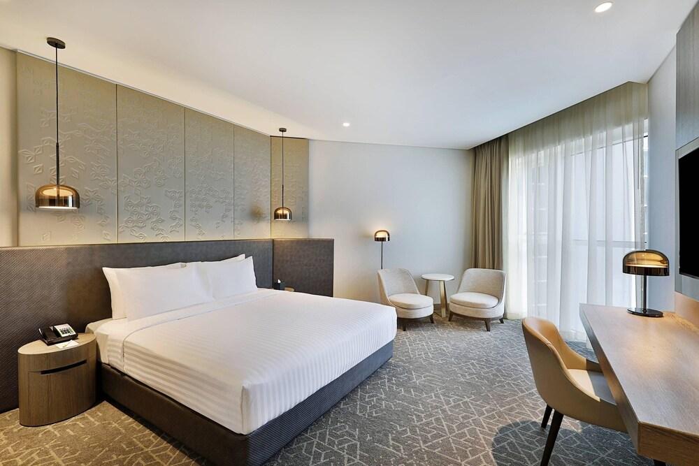 Courtyard by Marriott Dubai, Al Barsha Room Type - Superior Room, 1 King Bed