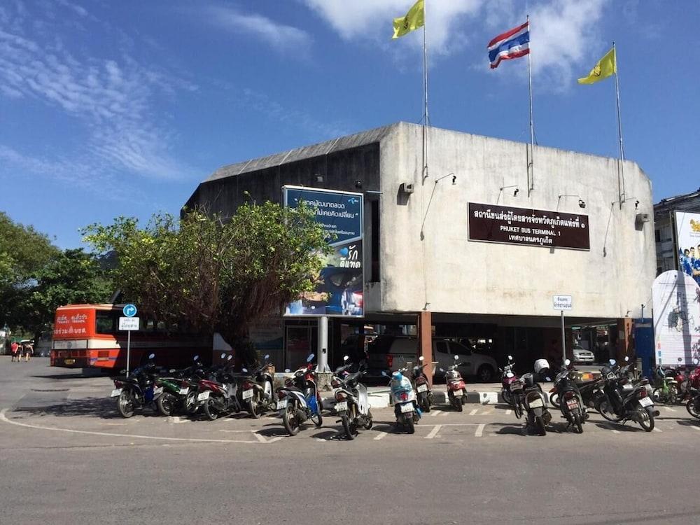 Go Inn Phuket Old Town - Tap to explore photos