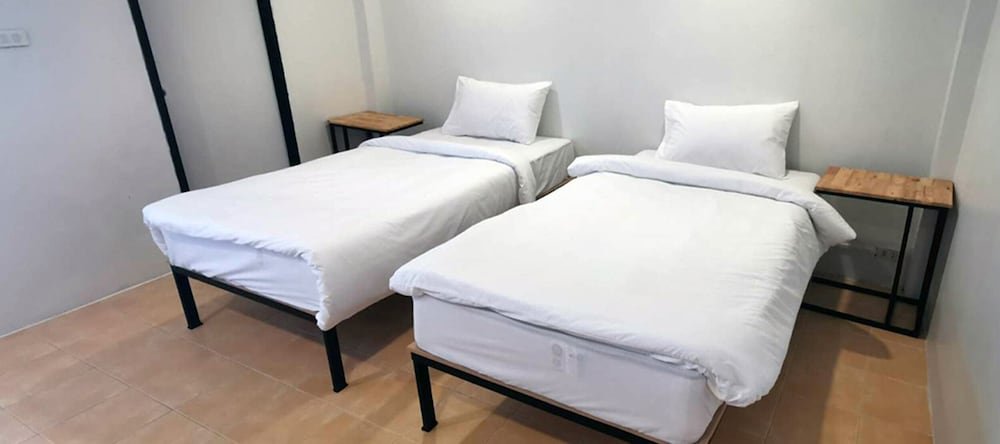 Go Inn Phuket Old Town Room Type - Twin Room