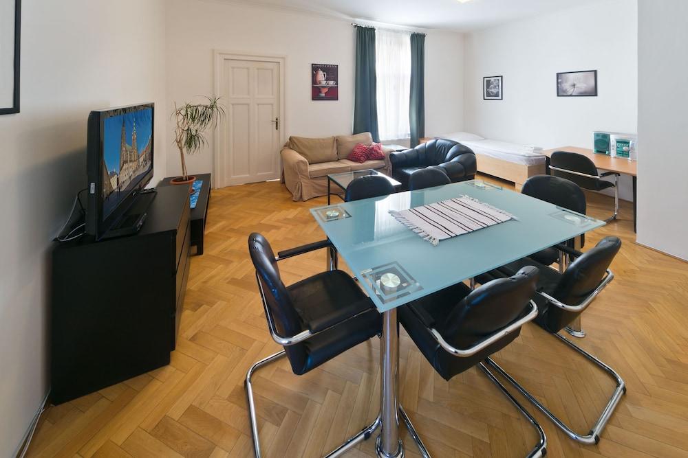 Residence u Vejvodů Room Type - Apartment, 2 Bedrooms Residence u Vejvodů Room Type - Apartment, 2 Bedrooms