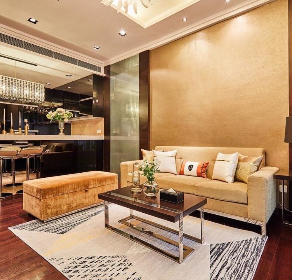 Guangzhou Y&W Service Apartment