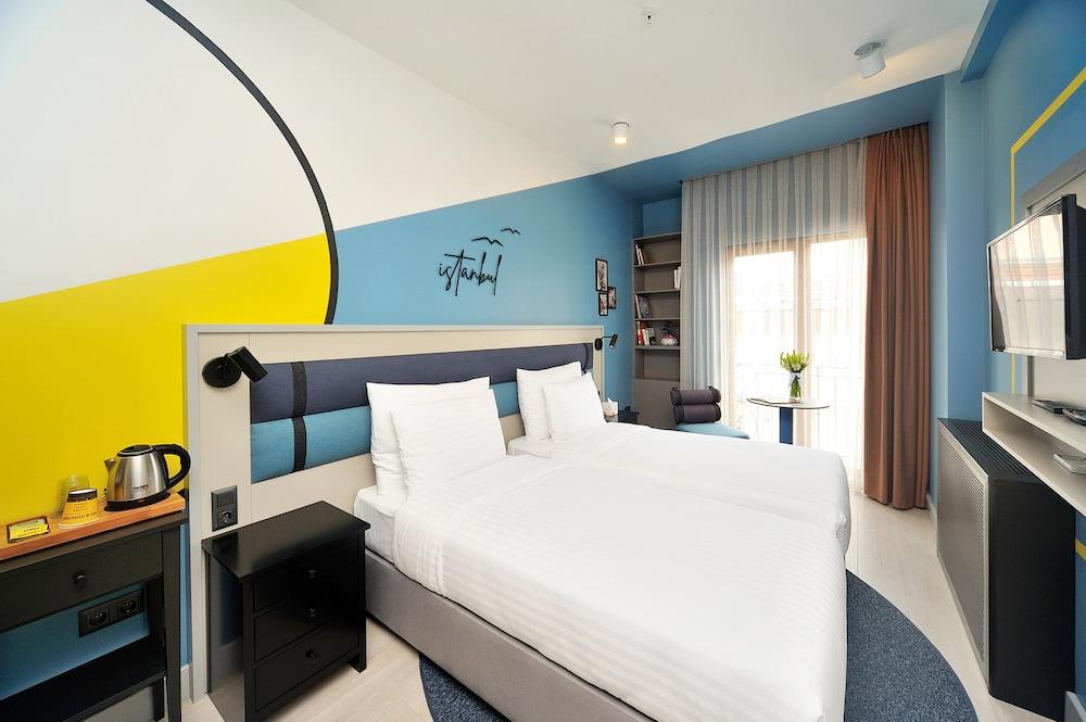 Bostay Hotel Room Type - Standard Twin Room