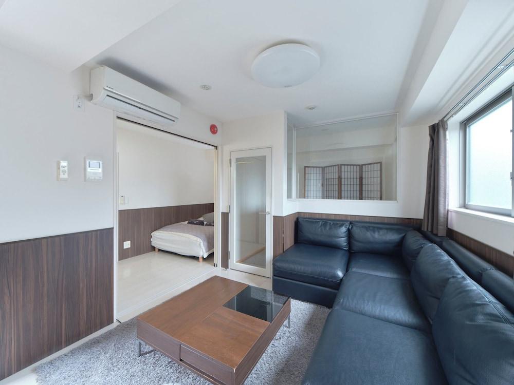 Sakura Cross Hotel Ueno Iriya Room Type - Deluxe Apartment, 2 Bedrooms, Non Smoking, Refrigerator