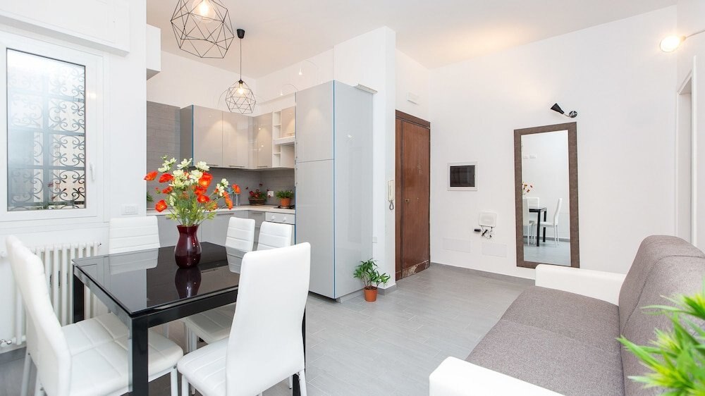 Rental In Rome Cesari Apartment - Tap to explore photos