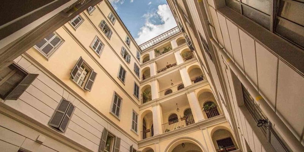 Colosseo 2 Bedroom Walking Distance