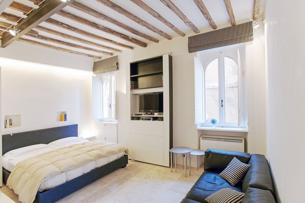 Oro - WR Apartments near Castel Sant'Angelo Room Type - Studio