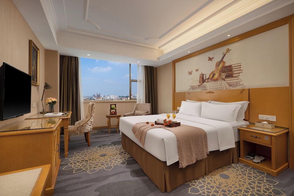 XINHAOMEI INTERNATIONAL HOTEL Room Type - Deluxe Room