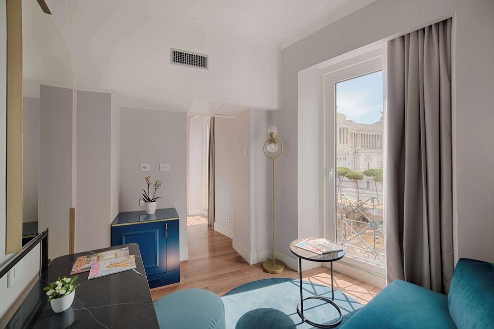 NH Collection Roma Fori Imperiali Hotel Room Type - Panoramic Suite (View)