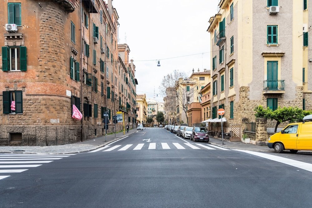 Alea Home Roma - Tap to explore photos