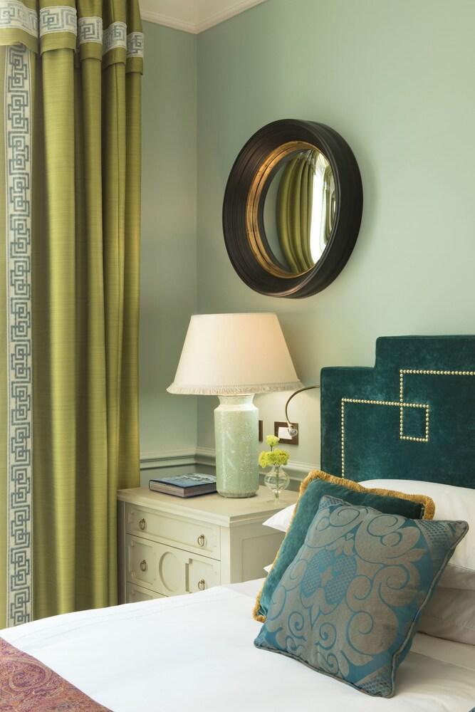 Rocco Forte Hotel de la Ville Room Type - Junior Suite (Deluxe)