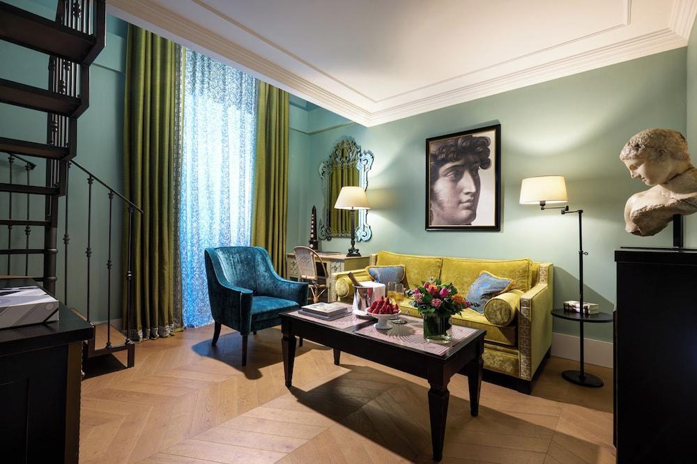 Rocco Forte Hotel de la Ville Room Type - Superior Room (2 Floor)