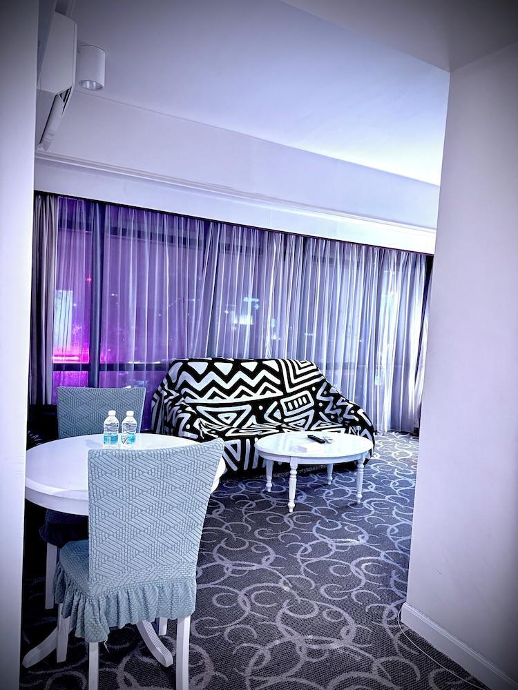 Rainbow Suites at Times Square - Tap to explore photos