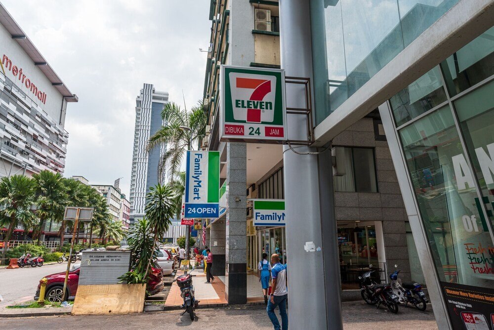 Fraser Business Park By Tiny Land Kuala Lumpur Price Address Reviews