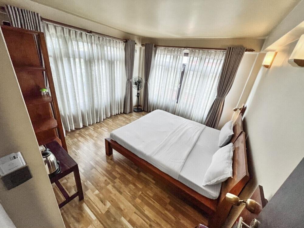 Sabila Boutique Hotel Room Type - Junior Suite, 1 King Bed with Sofa bed, Private Bathroom