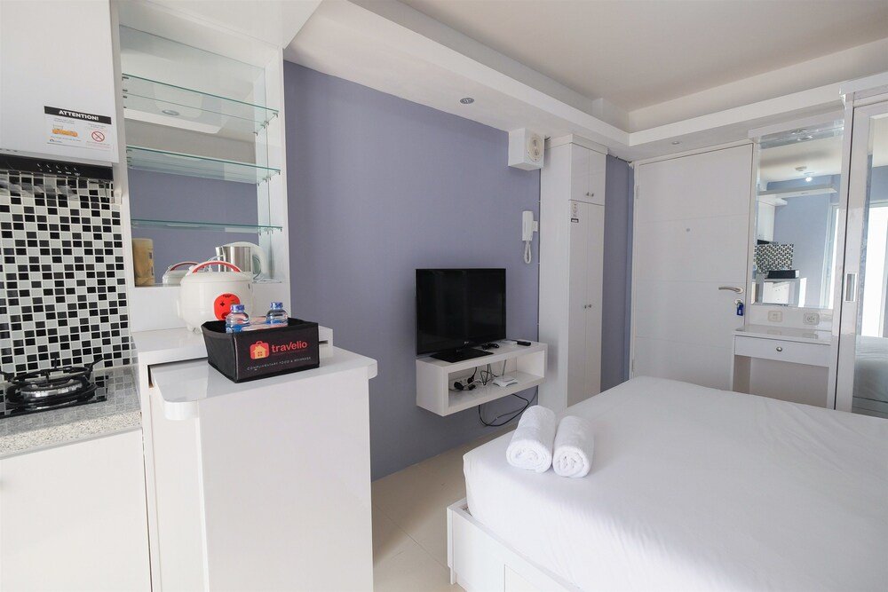 Best Deal Studio Bassura Apartment - Tap to explore photos