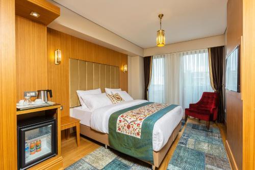 Obelisk Hotel & Suites Room Type - Family Suite Obelisk Hotel & Suites Room Type - Family Suite