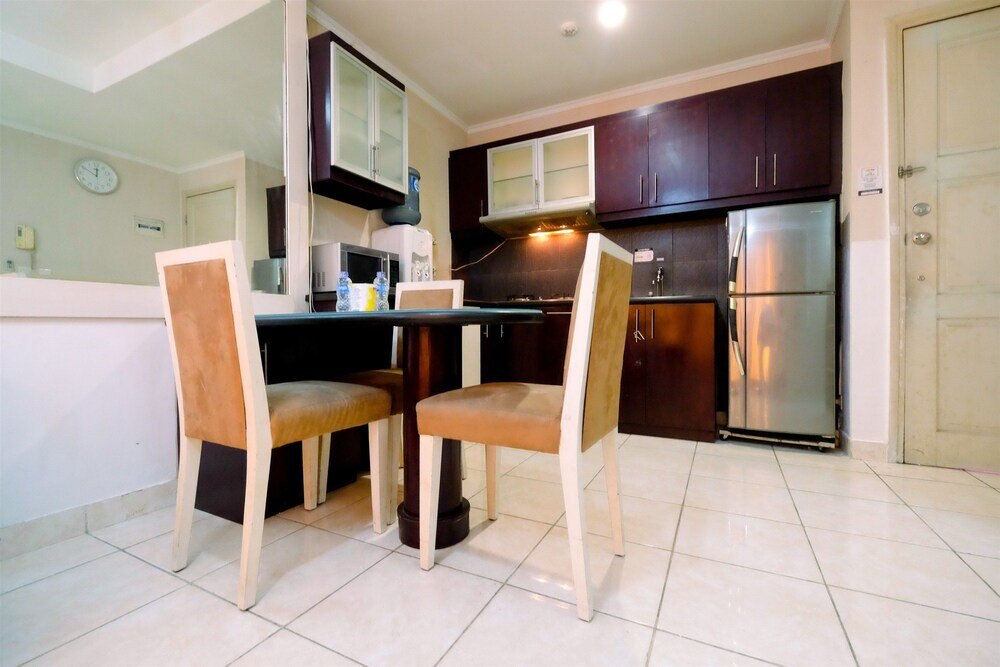 Classic 2BR City Home MOI Apartment - Tap to explore photos
