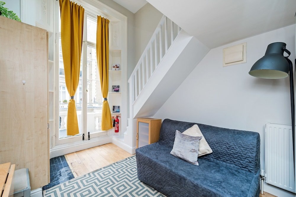 Clarincarde Gardens Apartment - Tap to explore photos