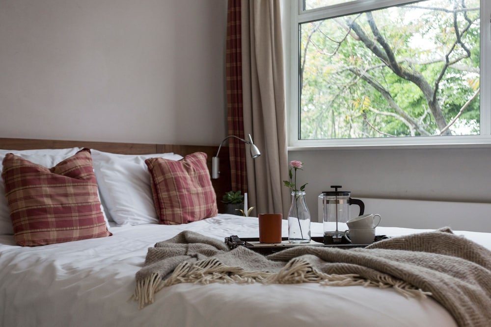 Lux London South Kensington - Tap to explore photos
