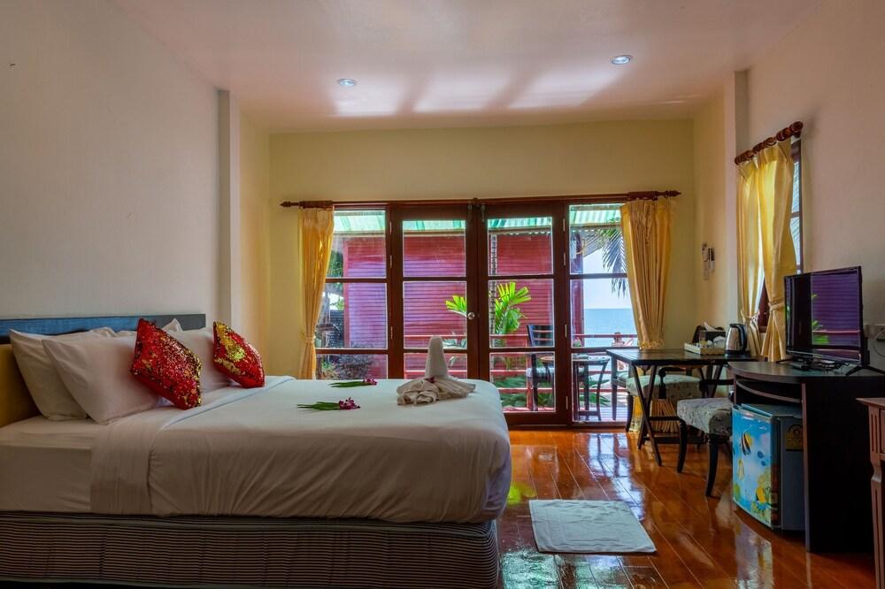Chaweng Bliss Bungalow Room Type - Partial Seaview Bungalow Chaweng Bliss Bungalow Room Type - Partial Seaview Bungalow